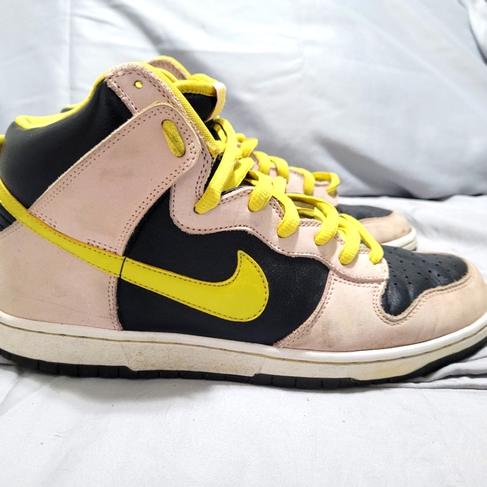 Nike SB Dunk Ms Piggy